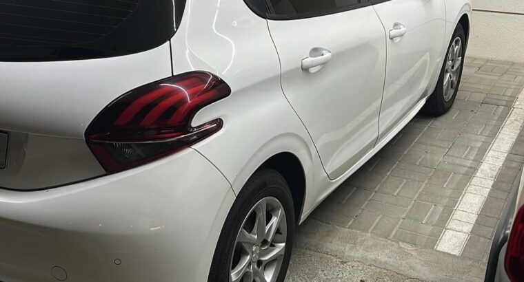 Peugeot 208 in good condition 2019 Gcc