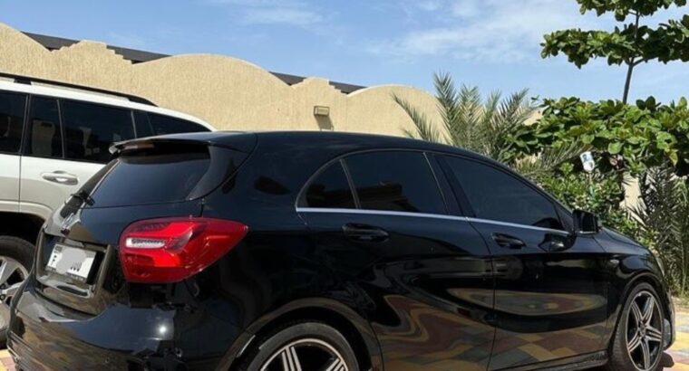 Mercedes A250 full option 2018 Gcc for sale