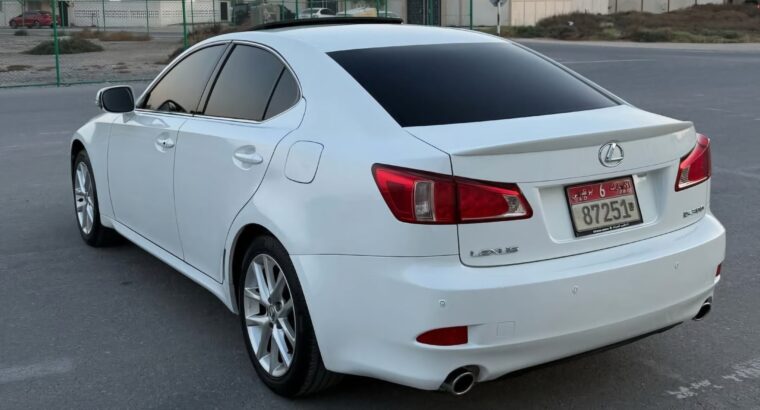Lexus Is300 full option 2011 Gcc for sale
