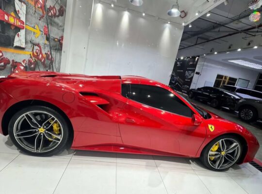 Ferrari 488 spider 2019 fully loaded Gcc