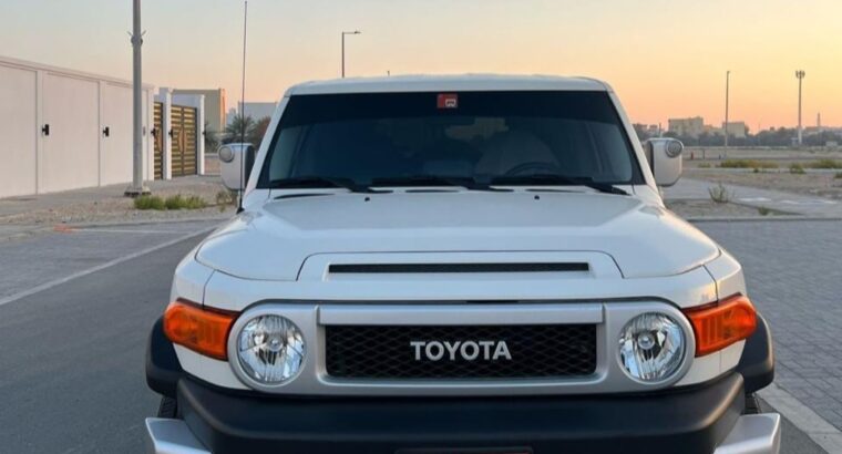 Toyota Fj cruiser 2021 Gcc full option for sale