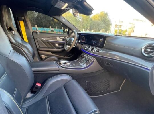 Mercedes E63s AMG 2018 full option Gcc for sale