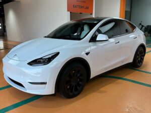 Tesla model Y 2023 Gcc in good condition