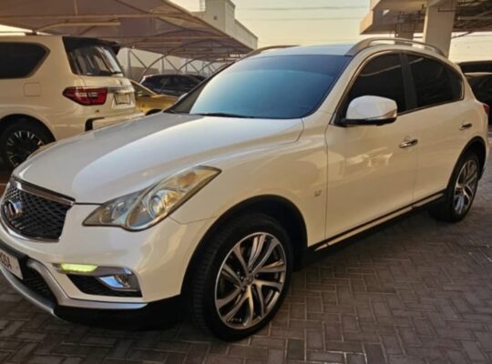 Infiniti Qx50 full option 2016 Gcc for sale