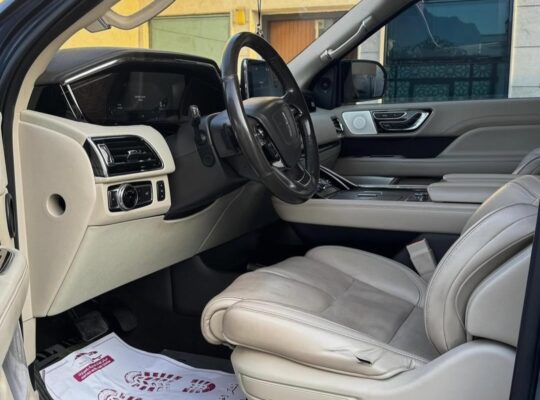 Lincoln Navigator Reserve 2019 Gcc full option