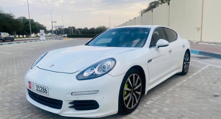 Porsche Panamera 2016 Gcc in good condition