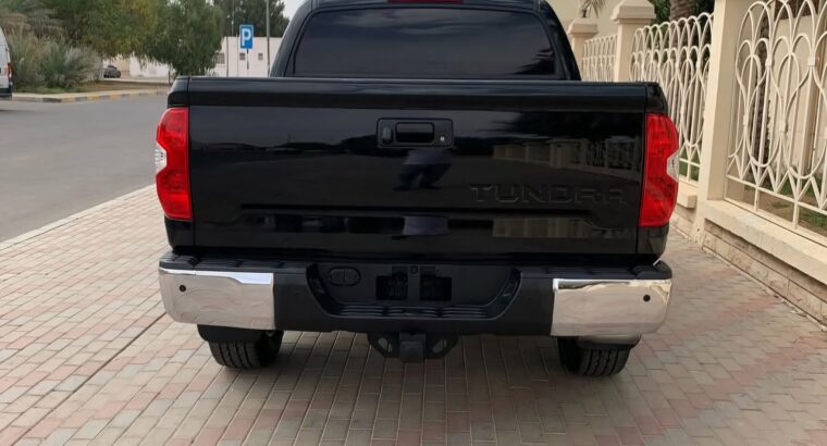 Toyota Tundra 2020 full option 5.7L for sale