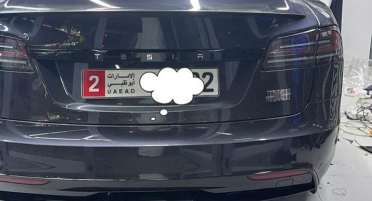 Tesla model S plaid 2024 Gcc fully loaded