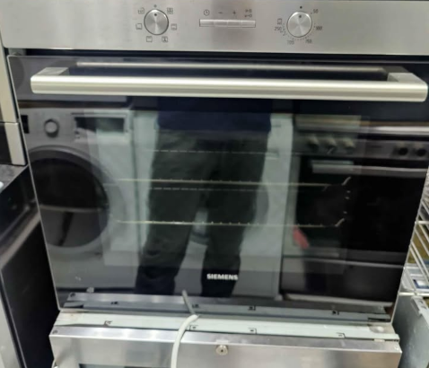 Siemens electric oven and electric top built in ty