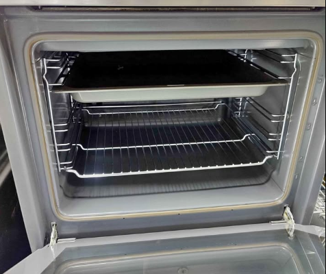 Siemens electric oven and electric top built in ty