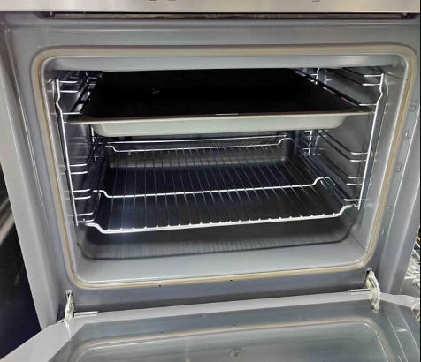 Siemens electric oven and electric top built in ty