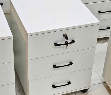 Storage cabinet 3 drawer pedestal wheel White For