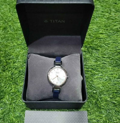 Titan watch woman original for sale
