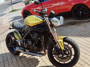 Triumph Speed Triple 1050 ABS 2013 in perfect cond