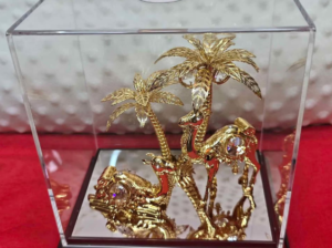 Beautiful brand new 24k gold plated for sale