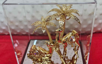 Beautiful brand new 24k gold plated for sale