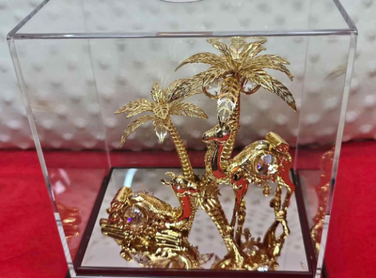 Beautiful brand new 24k gold plated for sale