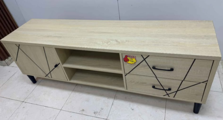 Oak wood TV cabinet 180cm length For Sale