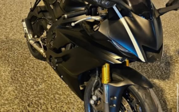 Yamaha R6 2018 Gcc in perfect condition for sale