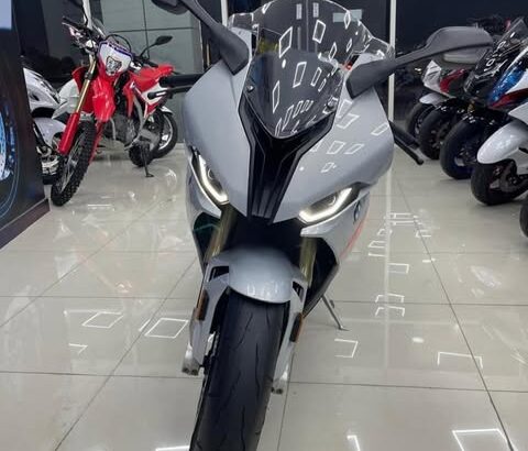 BMW 1000RR, 2021 Imported for sale