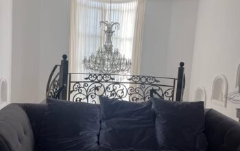 للبيع طقم جلوس 6 – 7 اشخاص