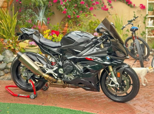BMW S1000RR GCC (AGMC) 2023 For Sale