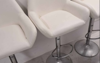 Set of 3 Stylish White Bar Stools For Sale
