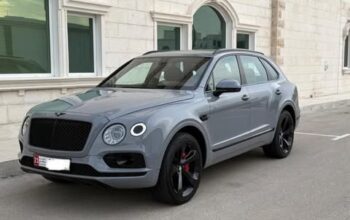 Bentley Bentayga fully loaded 2019 Gcc