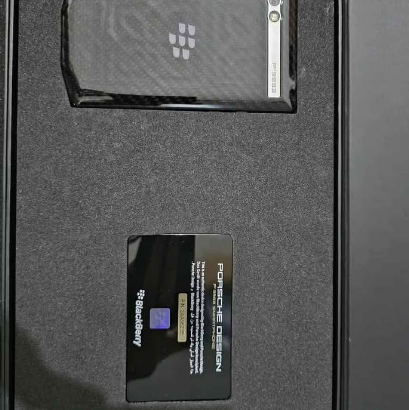 Blackberry P9983 TRA Classic for sale