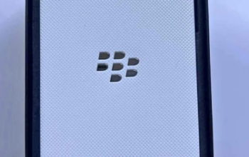 Blackberry z10 white For Sale