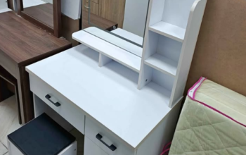 Dressing table for sale
