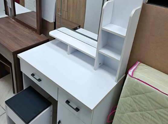 Dressing table for sale