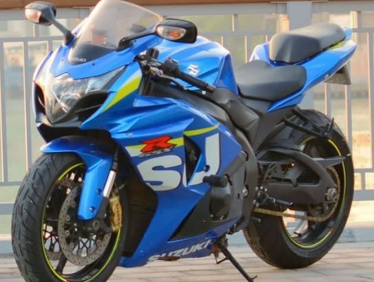 Suzuki GSXR1000 2016, imported clean title for sal