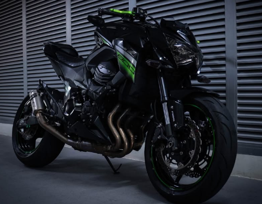 Kawasaki Z800 2016 in good condition for sale