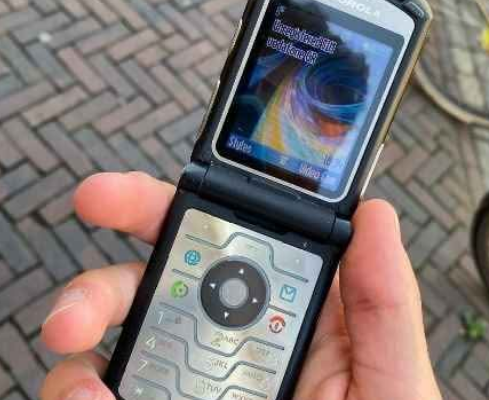Motorola razr v3i For Sale