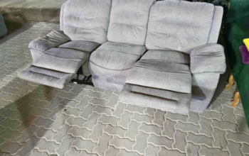Recliner sofa For Sale