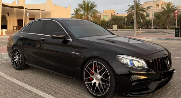Mercedes C63s 2016 Gcc in perfect condition