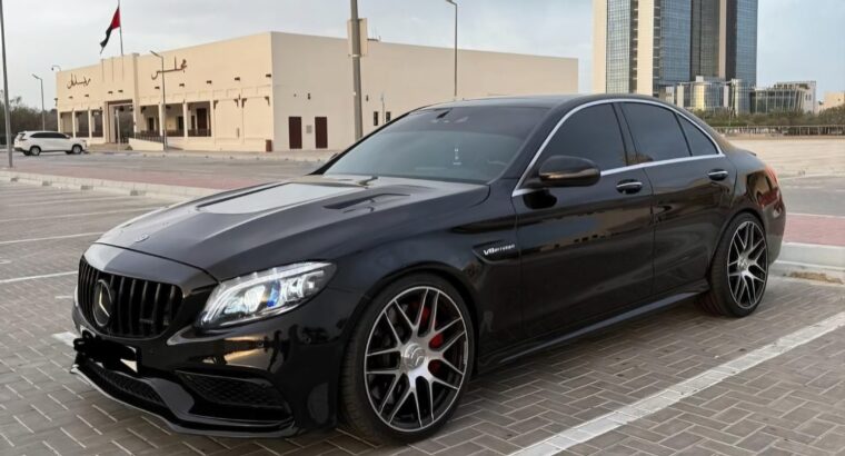 Mercedes C63s 2016 Gcc in perfect condition