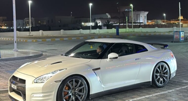 Nissan GTR fully loaded 2013 Gcc