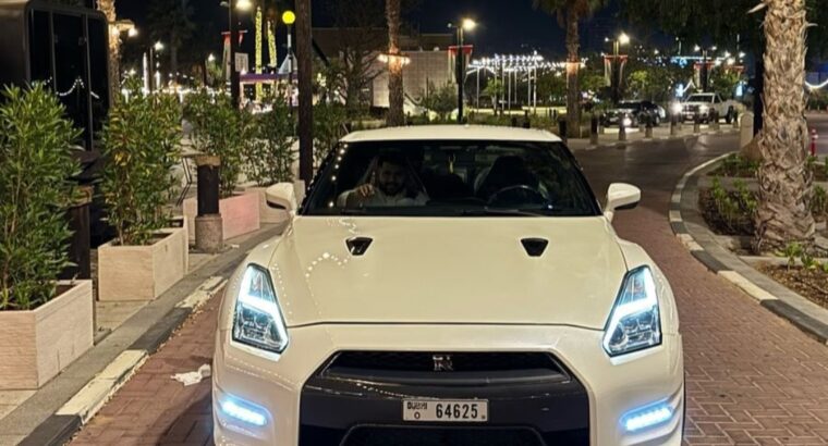 Nissan GTR fully loaded 2013 Gcc