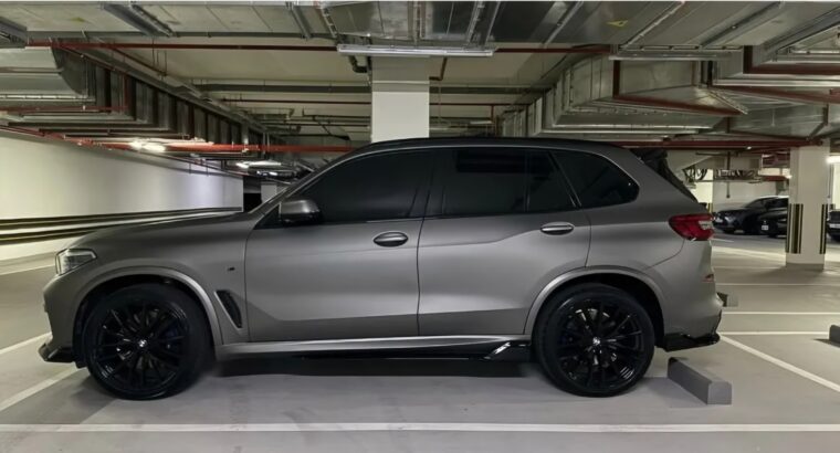 BMW X5 M50i fully loaded 2019 Gcc