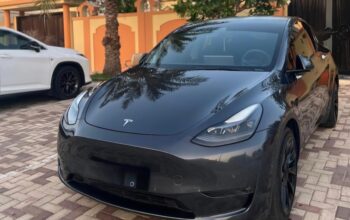 Tesla model Y long range 2022 Gcc for sale