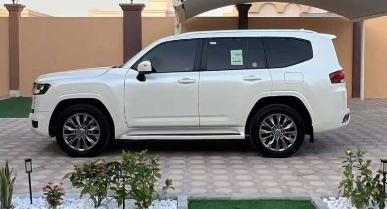 Toyota Land cruiser GXR twin turbo 2022