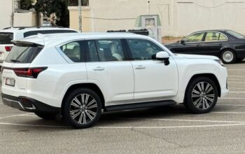 Lexus LX600 Luxury full option 2024 Gcc
