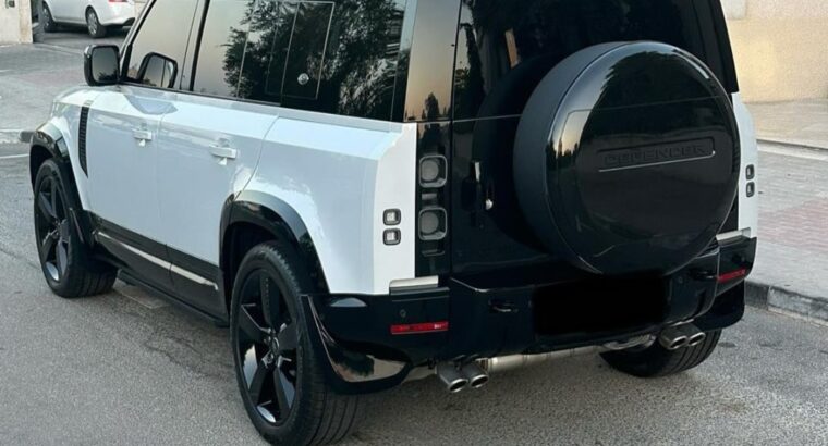 Land rover defender 2023 fully loaded