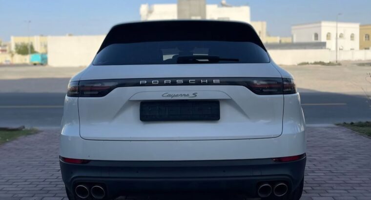 Porsche Cayenne S fully loaded 2018 Gcc