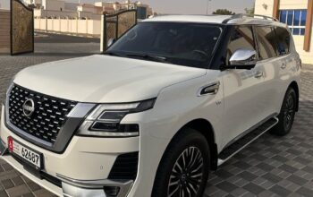 Nissan patrol platinum 2022 fully loaded Gcc