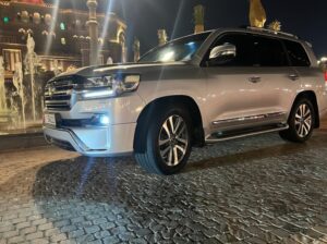 Toyota Land cruiser VXR 5.7L full option 2016
