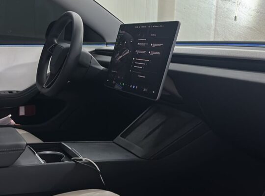 Tesla model 3 long range 2024 Gcc