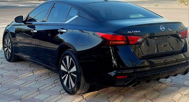Nissan altima SV 2020 USA imported